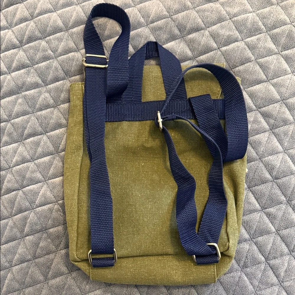 Kids Olive Green & Yellow Crocodile Backpack - Picture 3 of 4